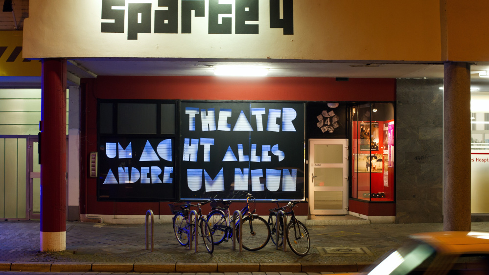 Außenansicht Sparte 4. Foto: Oliver Dietze Außenansicht Sparte 4. Foto: Oliver Dietze