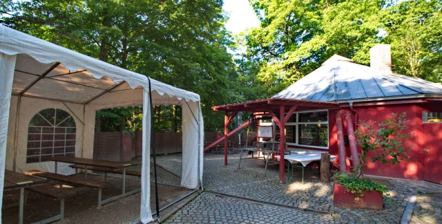 Uhu-Pavillon im Wildpark