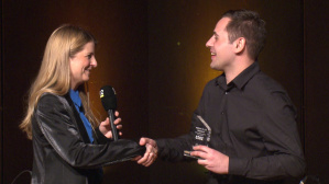 QuattroPole Musikpreis 2023 Preisverleihung Barbara Meyer verleiht den QuattroPole Musikpreis an Oleksii Rybak